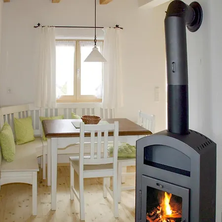 Ferienhaus Im Gemuetlichen Landhausstil Im Vital Camp Bayerbach *